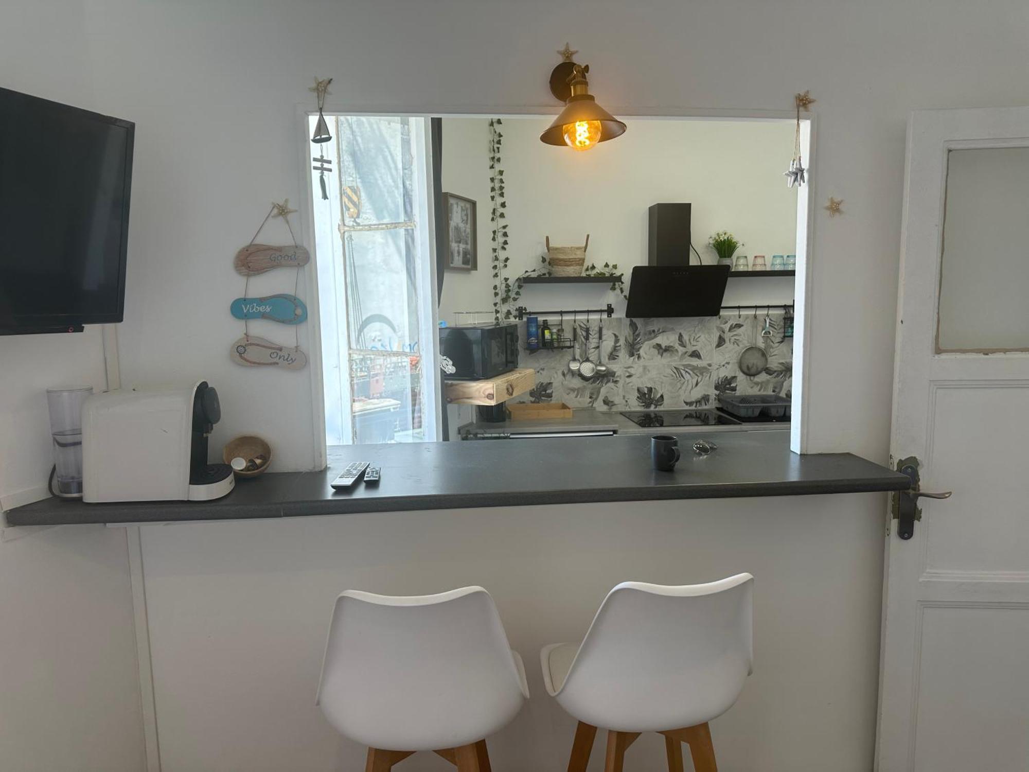 Apartment Etoile De Magnifique Deco Et Sable Fin, Votre Sejour A Commence Ici, Centre-ville *